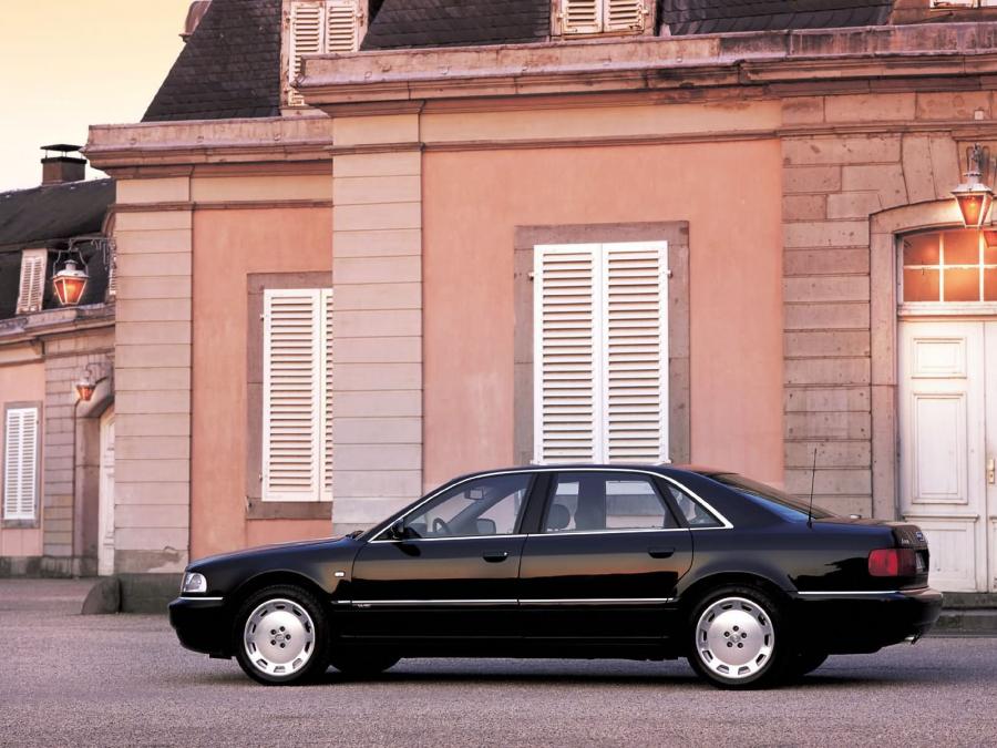  Audi A8 L 6.0 Quattro (D2) 2001 года  (фото 16 из 27)